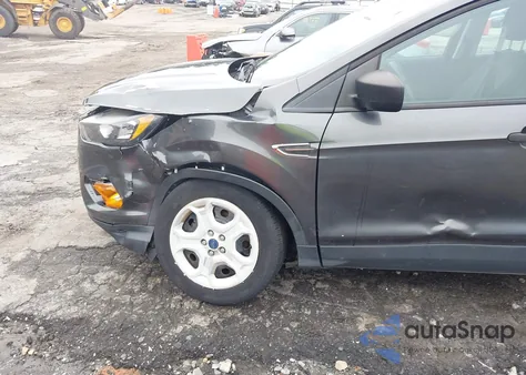 2018 Ford Escape S из США, поврежденный, VIN 1FMCU0F79JUB96676